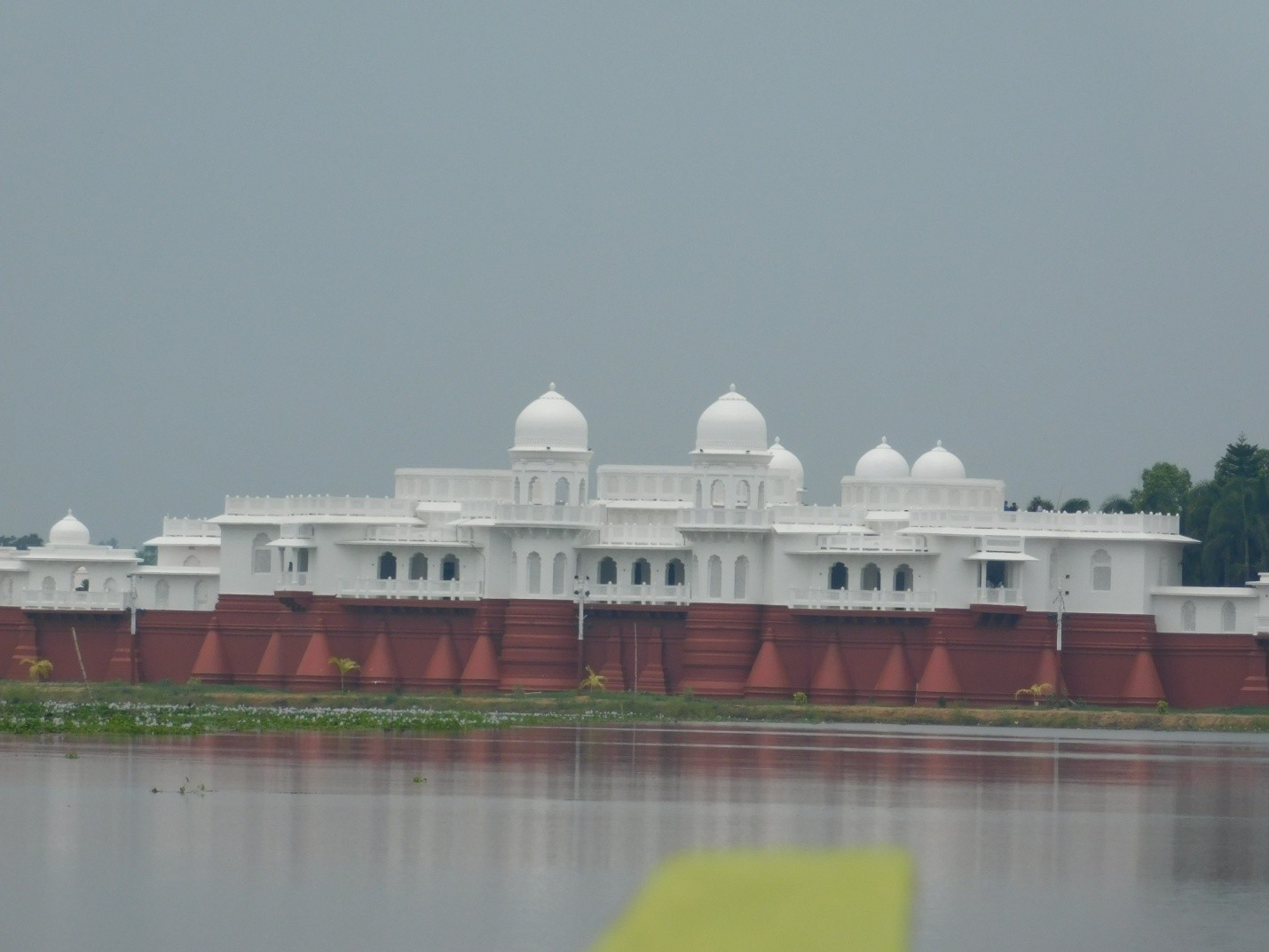 Neer Mahal