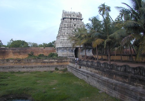 Sri Thiruvalanchuzhi Nathar Temple